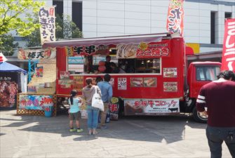 荒川屋-いすゞエルフ-車両画像１　移動販売車キッチンカー